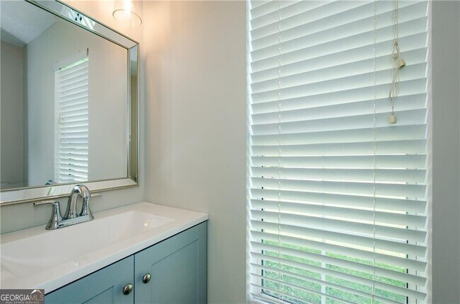 Building Photo - 10840 Mortons Crossing