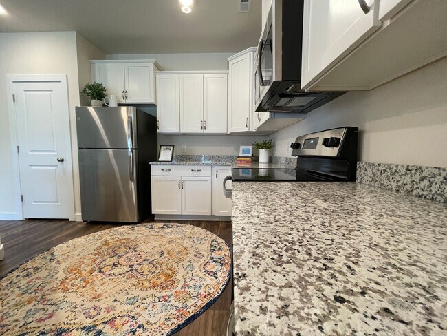 Building Photo - Heron | 3 Bed 2.5 Bath | Garage | 1800 sf | from $2759 All-Inclusive Rent Pricing | 6, 7, 8, 9, 1...