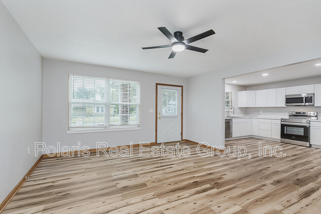 Building Photo - 1807 Cherry St