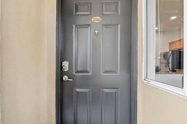 Building Photo - Remodeled one bed one bath Kierland Condo