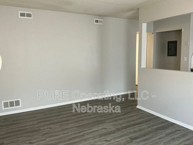 Building Photo - 4420 S 25th St