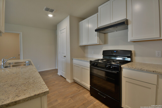 Building Photo - 15346 Brown Violetear