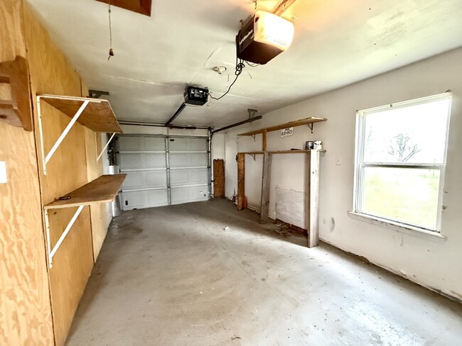 Building Photo - 52 Landmark Rd