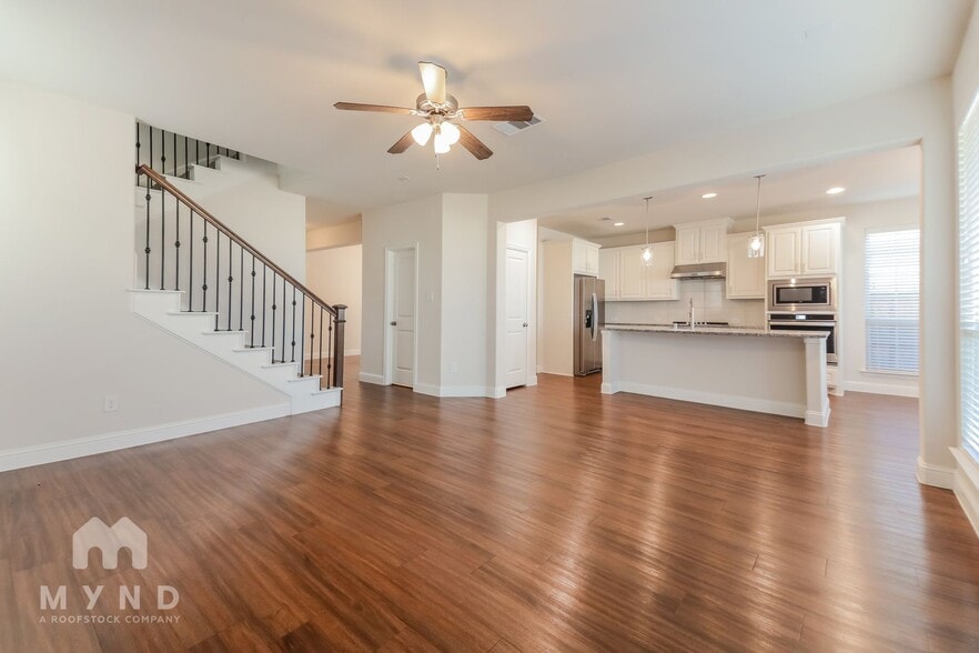 Building Photo - 3025 Damsel Sauvage Ln