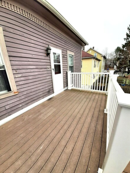 Building Photo - 7-9 Spring Street