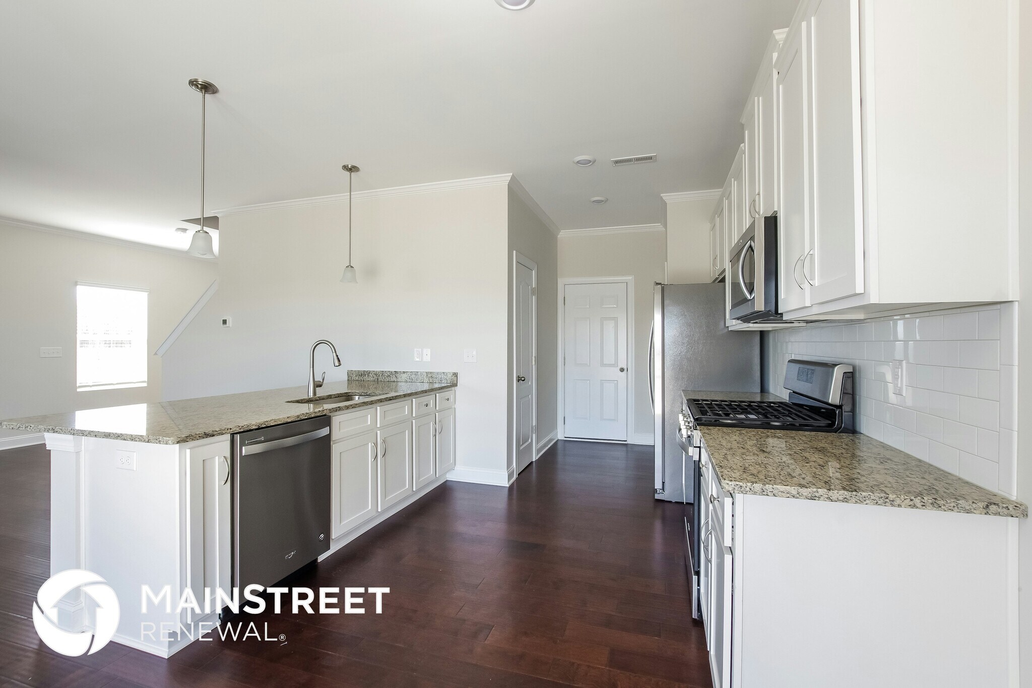 Building Photo - 2126 Vecchio Dr