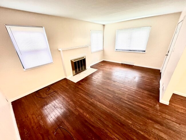 Building Photo - 3503 Stanford Pl