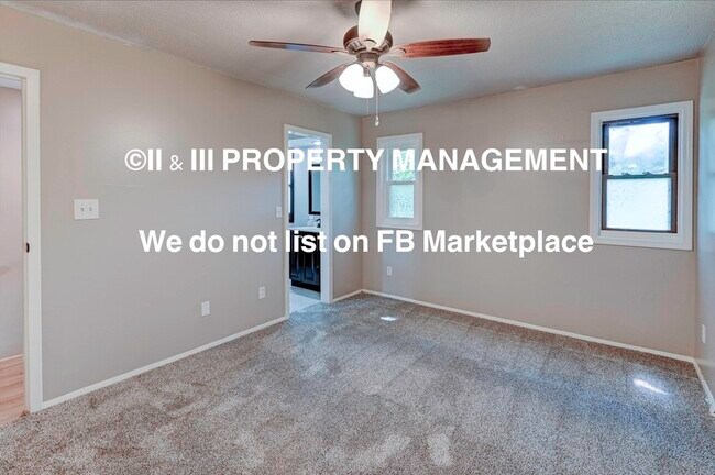 Building Photo - 537 NW Valleybrook Rd
