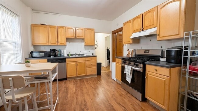 Building Photo - 26 Darling St