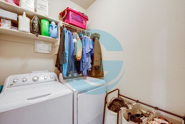 Laundry - 5844 Bindweed St