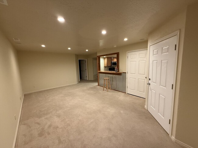 Building Photo - Mountain View Retreat in Heber’s Coveted V...