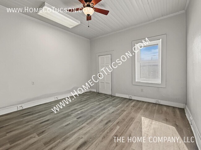 Building Photo - 529 S. Main-