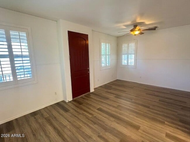 Building Photo - 2896 Claire Dr