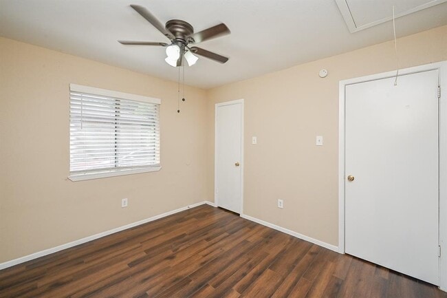 Building Photo - 19226 Plantain Dr