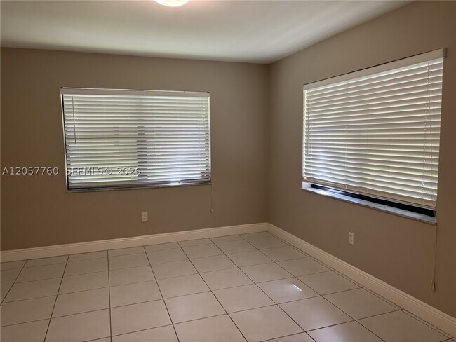 Building Photo - 7965 SW 86th St