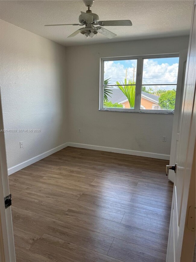 Building Photo - 17640 NW 73rd Ave
