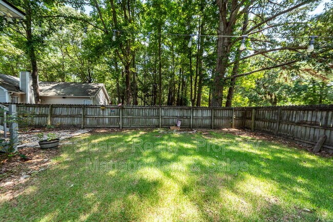 Building Photo - 3618 Walkers Ferry Ln