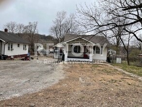 Building Photo - Great location   Updated 3-bedroom 2 bath home