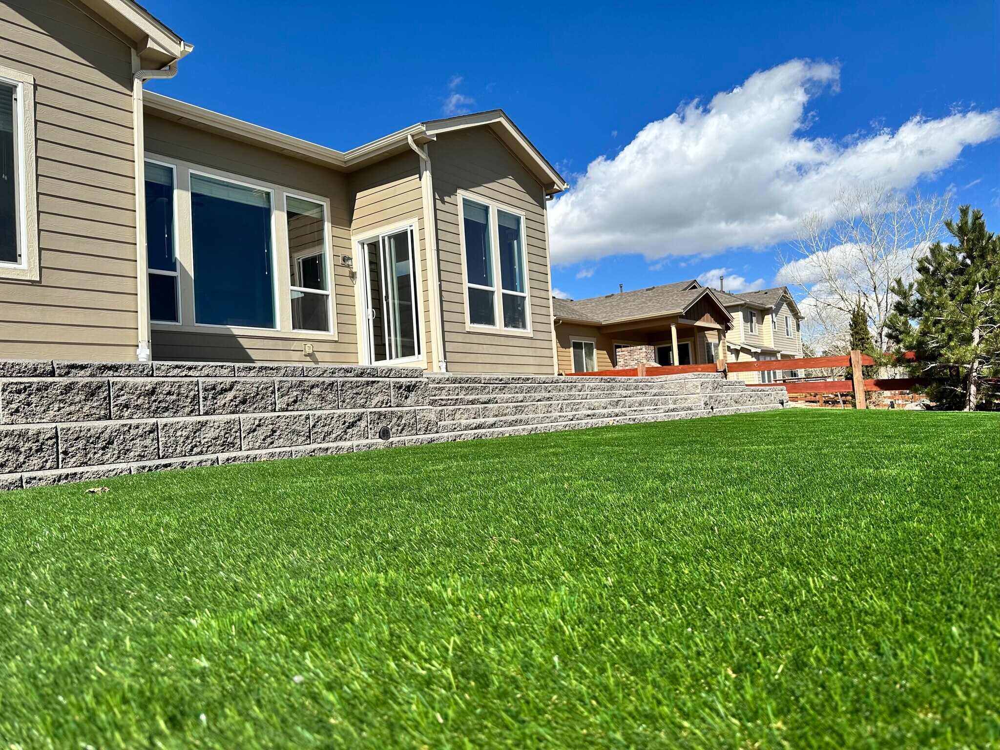Building Photo - 17451 Leisure Lake Dr