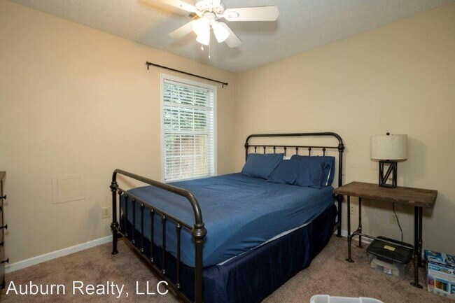 Building Photo - 4 br, 4 bath House - Eagle Point Bungalow ...