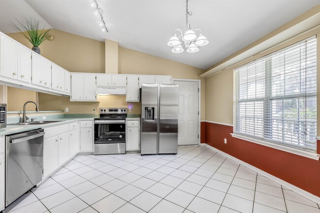 Building Photo - 8524 Bannerman Bluff Dr