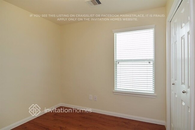 Building Photo - 18743 N Lyford Dr