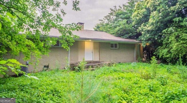 Building Photo - 3409 Hyland Dr