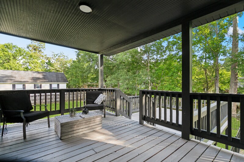 Building Photo - 18030 Derbes Dr