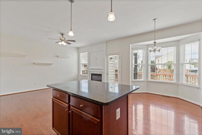 Building Photo - 22576 Welborne Manor Square