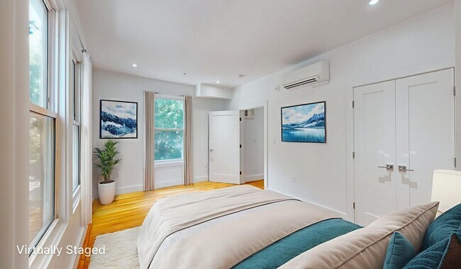 Building Photo - 21 Regent Cir