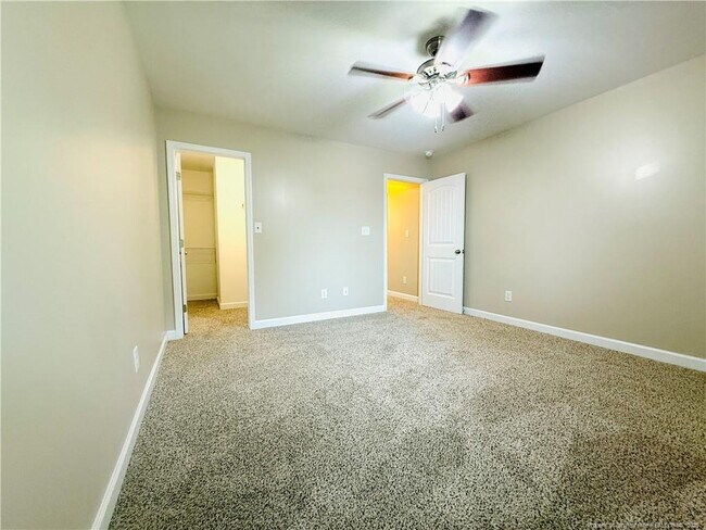Building Photo - 5325 Nessee St