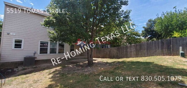 Building Photo - 5519 Tomas Cir.