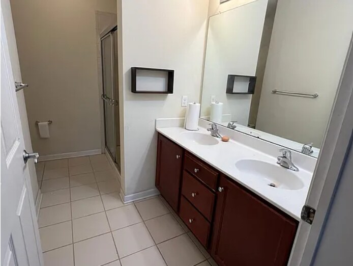 Building Photo - 1314 Sierra Dr