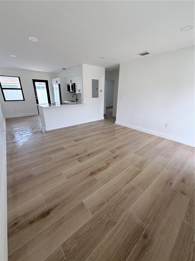 Building Photo - 9381 SW 39th St