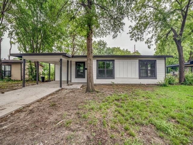 Building Photo - 616 Leyenda Dr