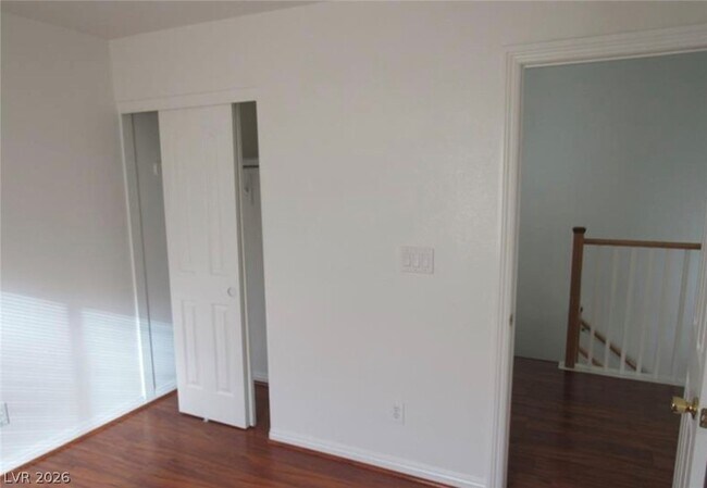 Building Photo - 5523 Baccarat Ave