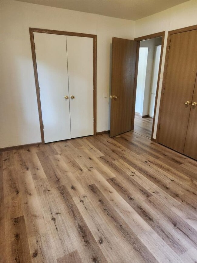 Building Photo - SINGLE FAMILY HOME
