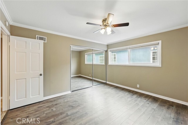 Building Photo - 5012 Seashore Dr