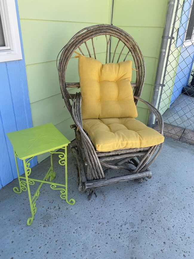 Building Photo - Furnished 2BR Joshua Tree Retreat | Ideal for 3–6 Month Stay |