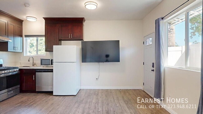 Building Photo - 19198 Erwin St