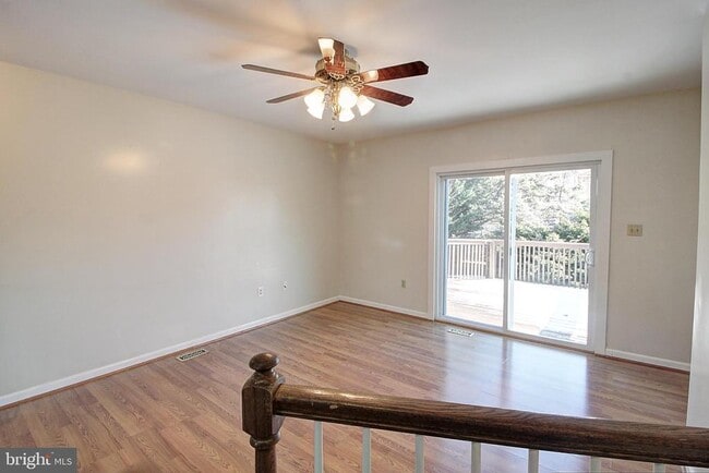 Building Photo - 42 Victoria Square