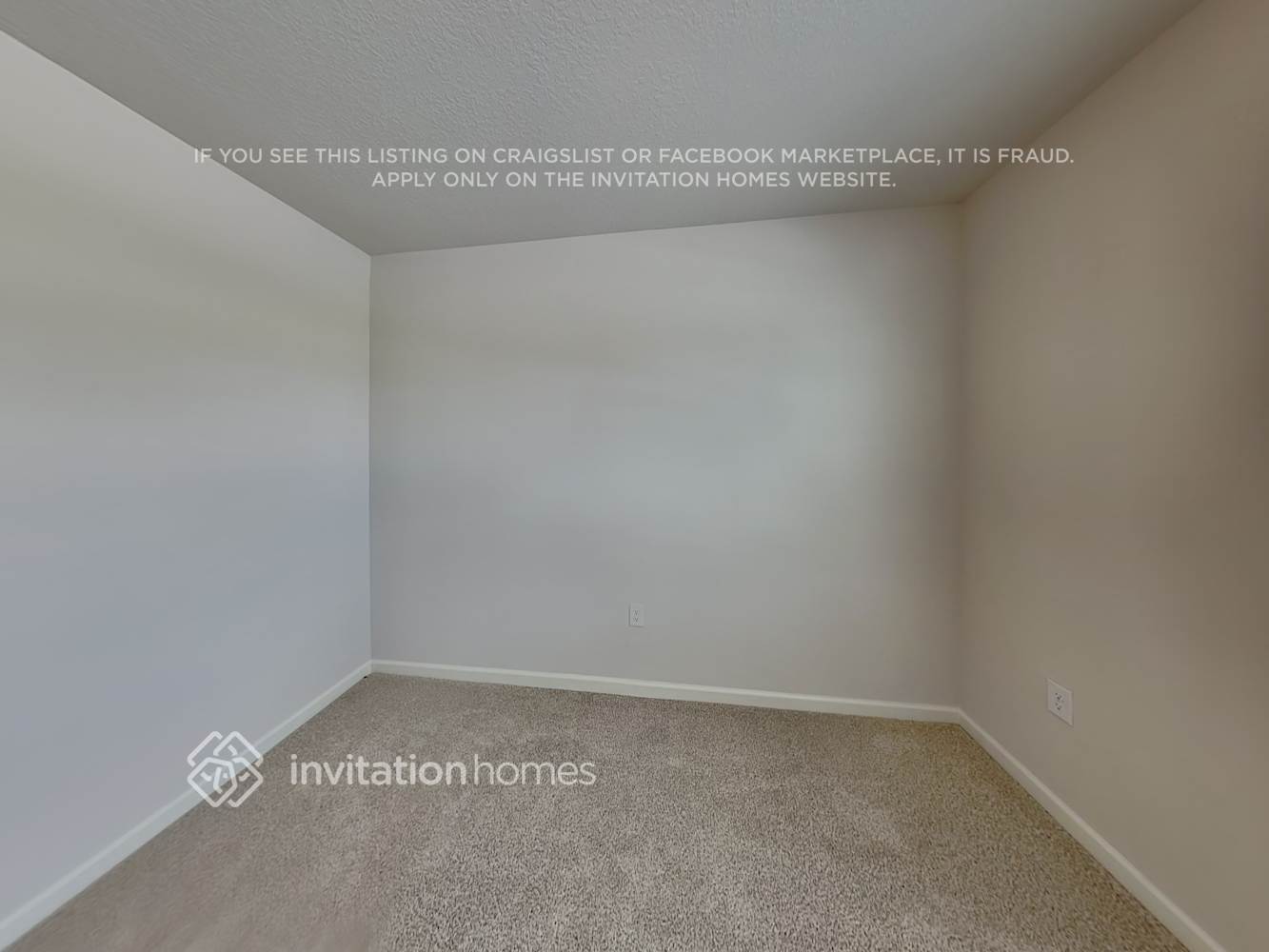 Building Photo - 1375 Valencia St SE