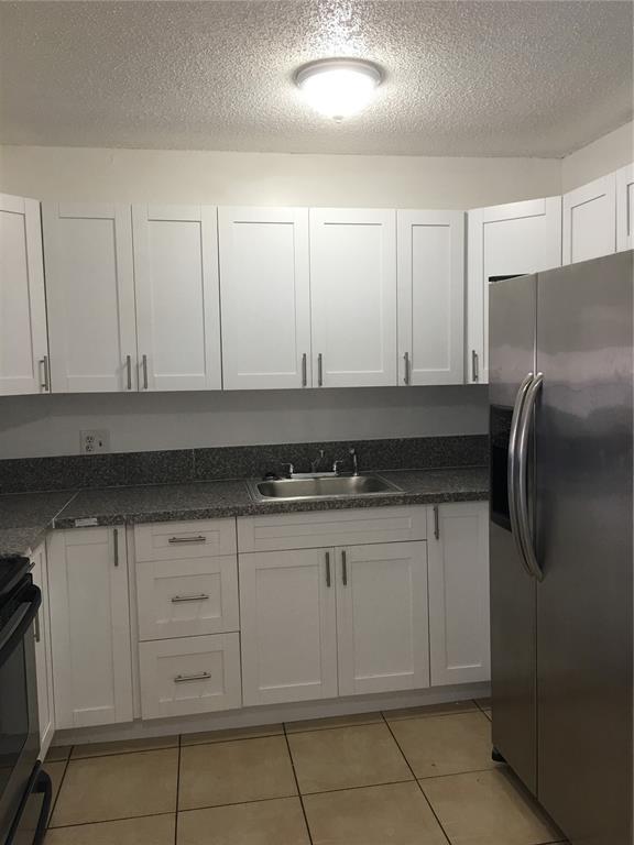 Building Photo - 3243 Coral Ridge Dr