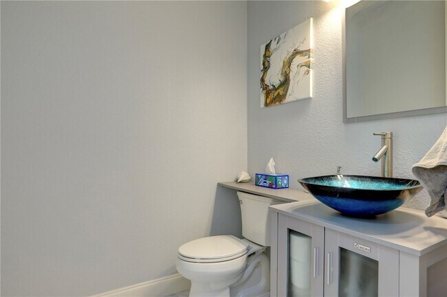 Building Photo - 7785 Grand Oak Cir