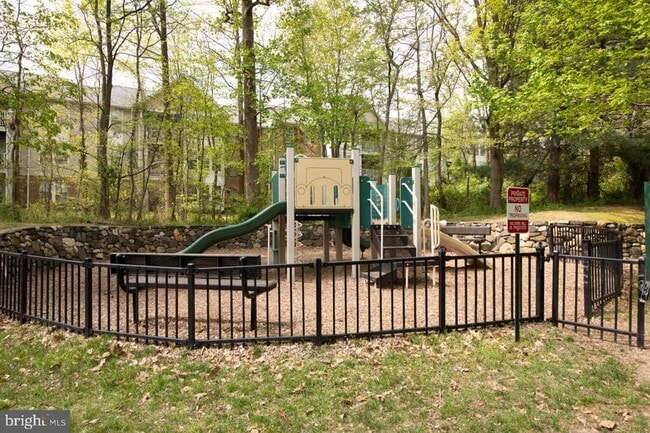 Building Photo - 2503 Amber Orchard Ct W