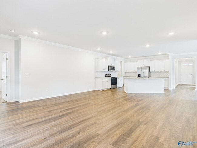 Building Photo - 157 High Leaf Dr