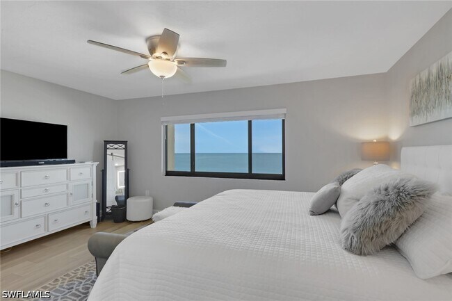 Building Photo - 10475 Gulf Shore Dr