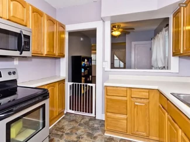 Building Photo - 1612 W Washington St