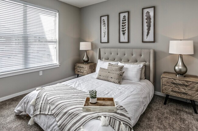 Building Photo - The Landings Apartments