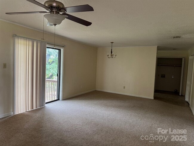 Building Photo - 1237 15th Ave NW